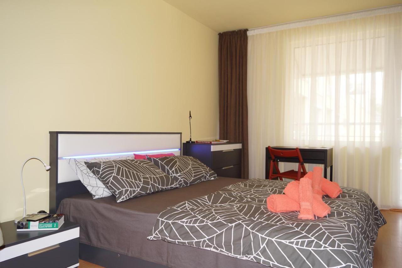 Spacious 2Bdr - Free Parking - Walk Everywhere - 300 Mbps Wifi Varna Exteriér fotografie